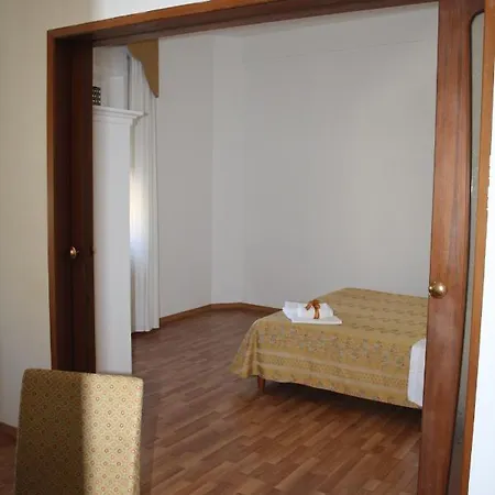 Residence Ancona 아파트호텔 4*